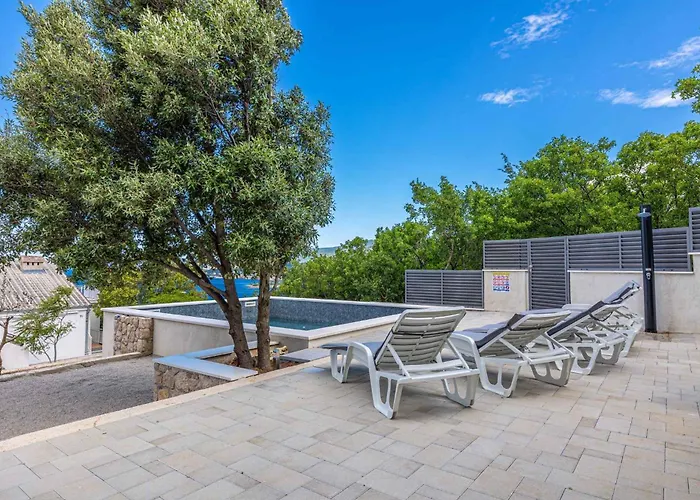 In 43094 Villa *